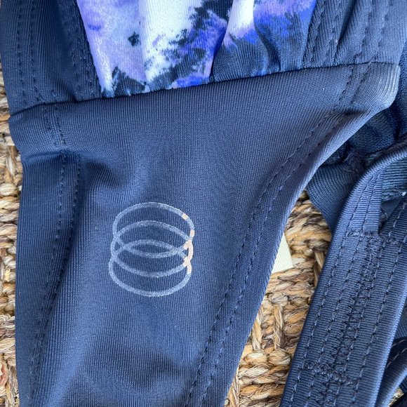 Balance Collection, Bikini Racerback Swim Tops. Pack of 2. Both Size: M - Picture 10 of 11